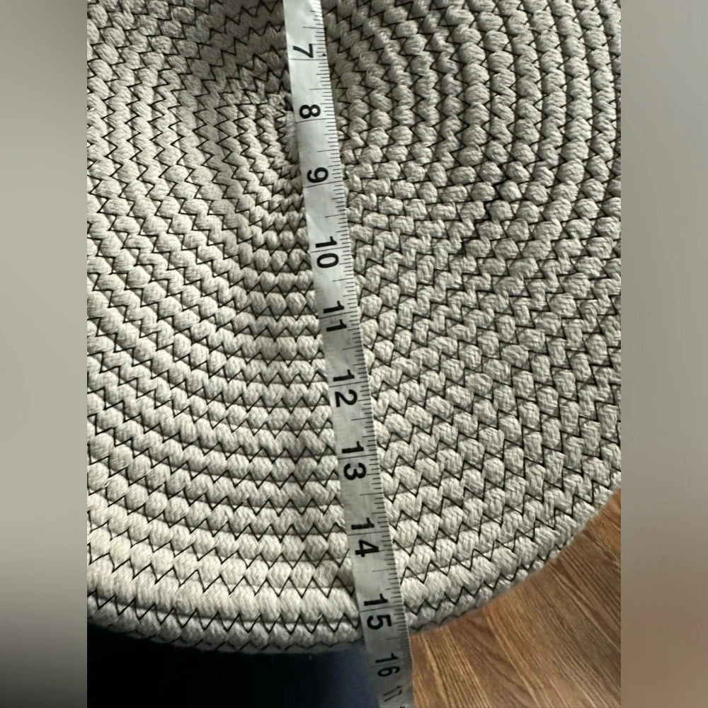 NWOT Woven Basket With Lid For Storage - Picture 8 of 8